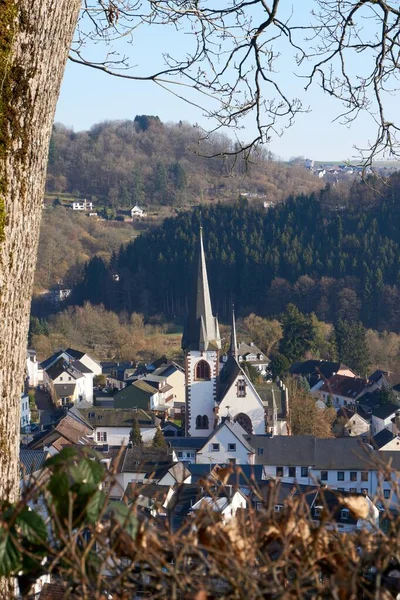Castle Malberg, view from the main street, at Malberg in Rhineland-Palatinate, Germany — 图库照片