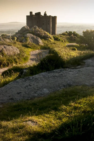 Carn Brea Zamku Szczycie Wzgórza Carn Brea Cornwall Wielka Brytania — Zdjęcie stockowe