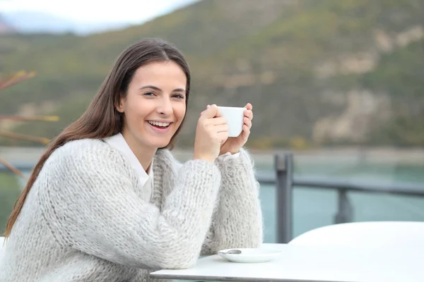 Happy Girl Holding Coffee Mug Looks Camera Cafe Terrace Mountain — Stock Photo, Image