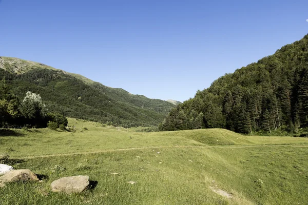 Pyrenees peyzaj — Stok fotoğraf