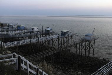 Sahilde günbatımı