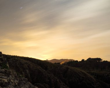 Geceleri coast için yapılan manzara