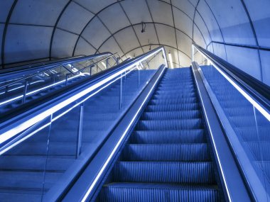 bilbao metro istasyonunda