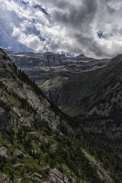 Krajobraz Mountais Pirenejów — Zdjęcie stockowe