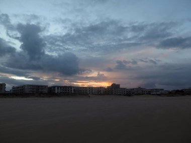 laredo Beach gece