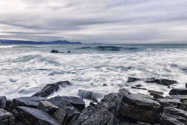 Пляж Barrika Закате — стоковое фото