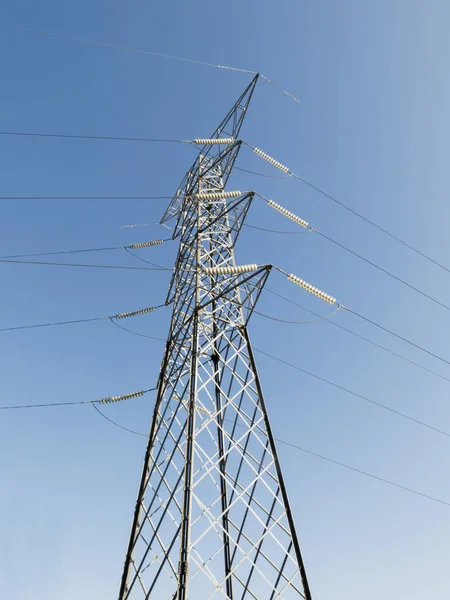 Torre Elétrica Céu Azul — Fotografia de Stock