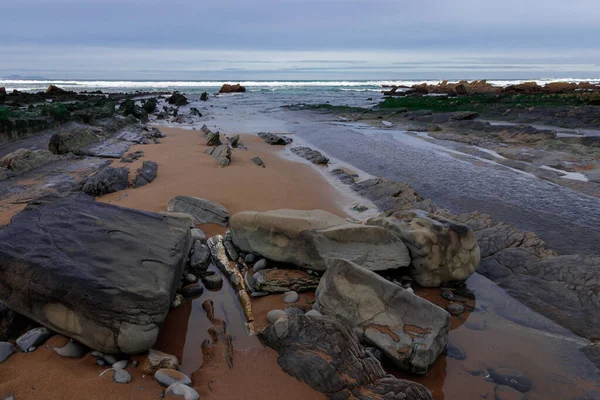 Felsstrand Baskenland — Stockfoto