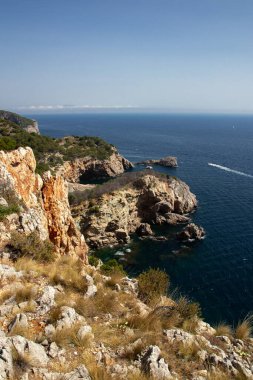 İspanya 'nın kuzeyindeki sahil manzarası