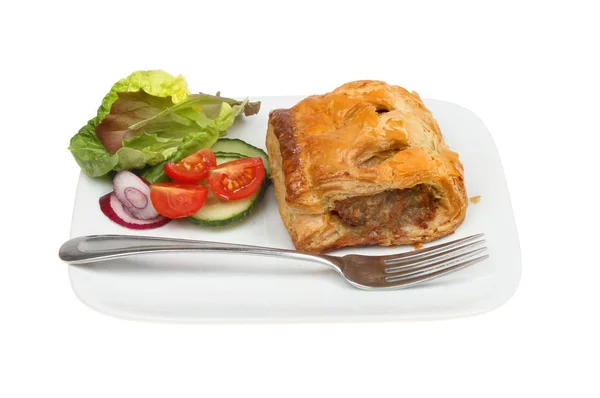 Sausage roll with salad — Stock Photo, Image