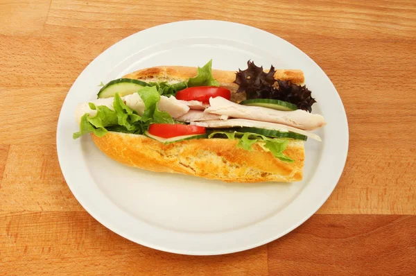 Baguette mit Truthahn und Salat — Stockfoto