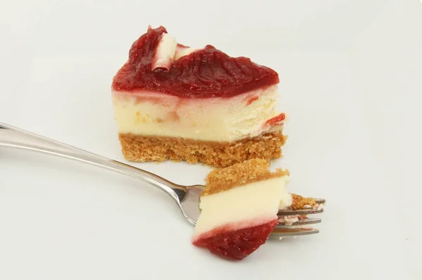 Cheesecake på en tallrik — Stockfoto