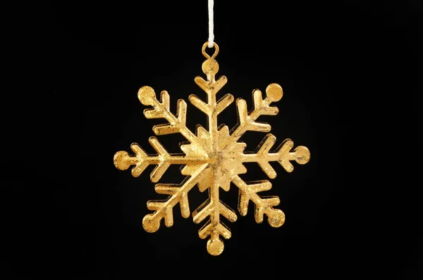 Oro copo de nieve decoración de Navidad — Foto de Stock