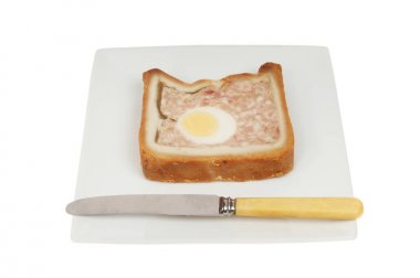 Bir plaka üzerinde Gala pasta