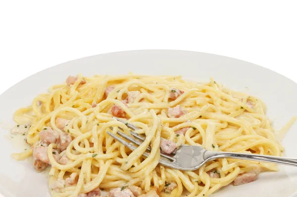 Spaghetti carbonara na talerzu — Zdjęcie stockowe