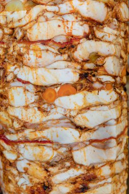 Geleneksel Türk Donör Kebap eti. Shawarma veya jiroskoplar. Türkçe, Yunanca ya da Ortadoğu tarzı tavuk kebabı yemek dokusu geçmişi.
