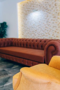 Lobideki rahat koltuk, kanepe ve koltuklar.. 