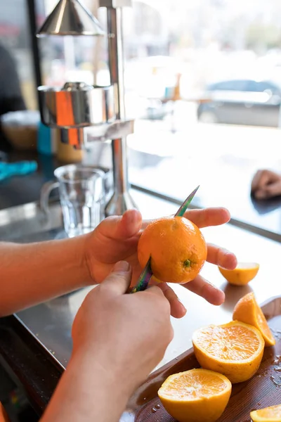 Squeezing Orange Chrome Hand Citrus Juicer Orange Juice Multivitamin Vitamin — Stock Photo, Image
