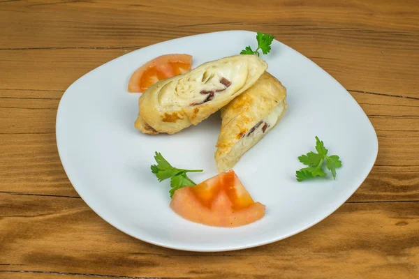 Aperitivos Tradicionales Turcos Griegos Plato Sobre Superficie Mesa Madera —  Fotos de Stock