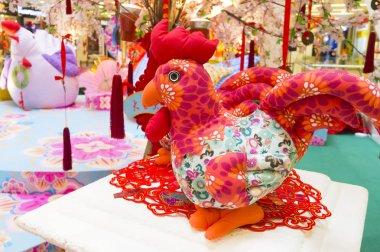 Yeni yıl görüntü horoz heykelcik.