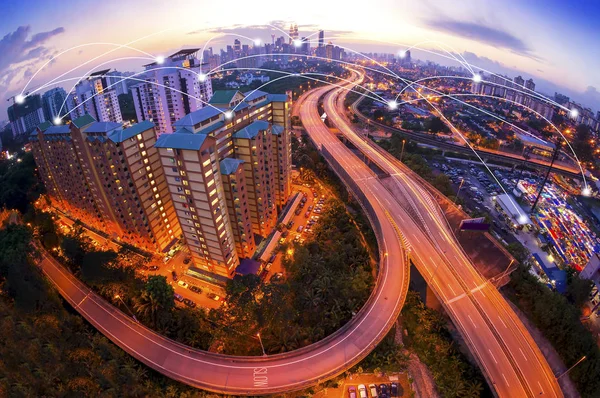 Concepto de paisaje urbano y conexión de red . — Foto de Stock