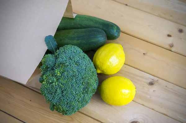 Sağlıklı ve beslenme yeme. 