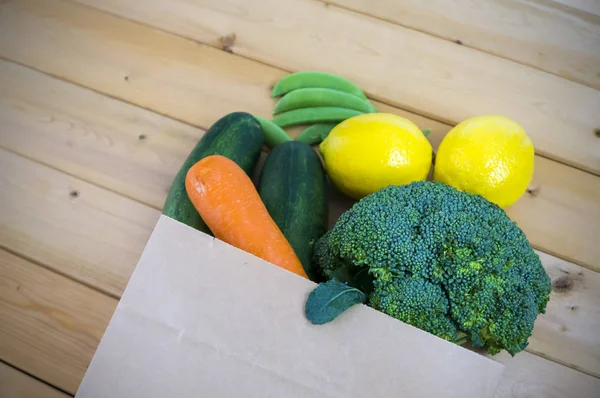 Sağlıklı ve beslenme yeme. 