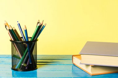 Okul konseptine dönüş.