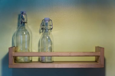 Basit ev mutfak modern ve şık dekorasyon. Zarif, modern, basit ayar.