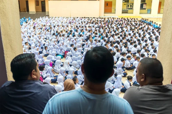 Putrajaya Malaysia Jan 2018 Föräldrar Till Grundskolan Student Grupp Presentera — Stockfoto