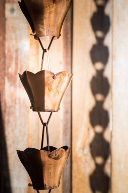 Yağmur suları zen garde ateistlerin için kullanılan vintage metalik çan