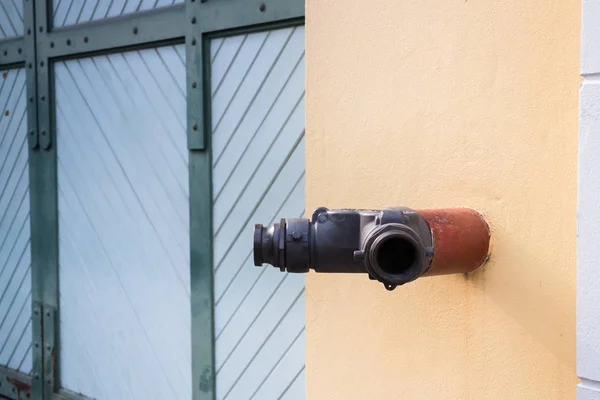 Fire Fighting Nozzle Safety In Public — Stock Photo, Image