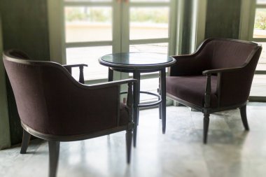 Retro kanepe kafede tarz.