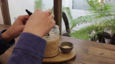 Buzlu sütlü kahve Kahvaltı, stok görüntüleri