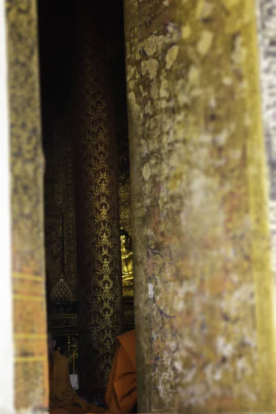 Thai tempio pubblico buddista con un buon ambiente — Foto Stock