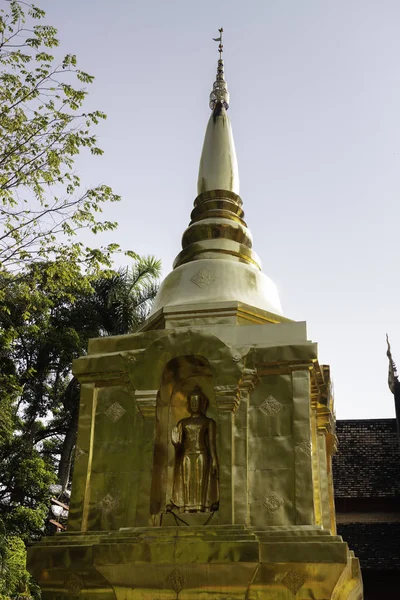 Thai Buddhist public temple in Chiang Mai — Stock Photo, Image