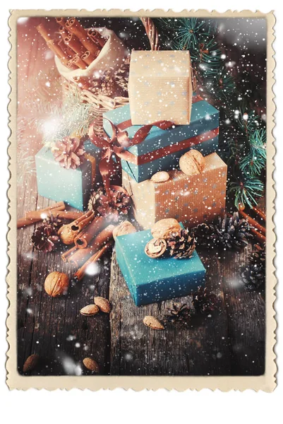 Geschenke Boxen Tannenzapfen Nussbaum Jahrgang Fotorahmen — Stockfoto