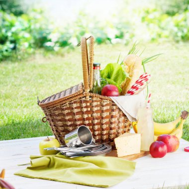 Piknik sepeti ayarı yiyecek içecek yaz saati Wattled