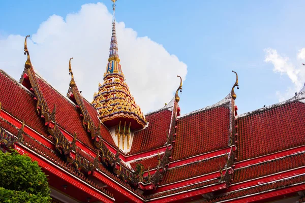 Wat Chalong en önemli Budist tapınağı