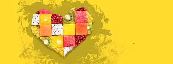 Símbolo del corazón Frutas Dieta Concepto Fotografía de alimentos —  Fotos de Stock