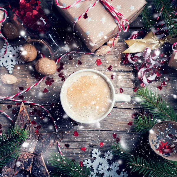 Noel içecek kahve fincanı üstten görünüm peri masalı