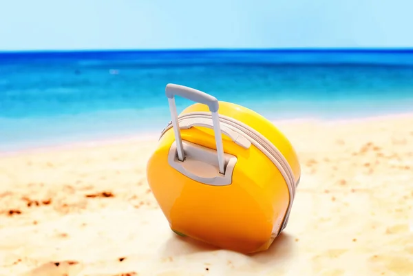 Holiday Suitcase Tropical Beach Relax Summer Day — Stock Photo, Image