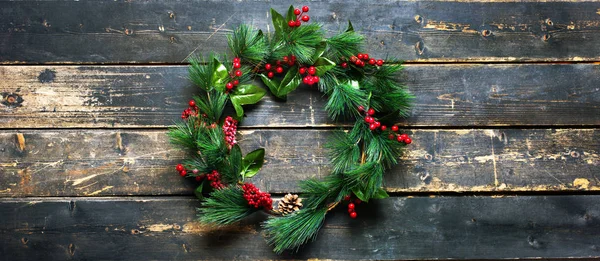 Bannière de Noël verte couronne décorative de Noël — Photo