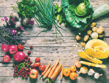 Ürün yelpazesine taze organik sebze çerçeve Pazar