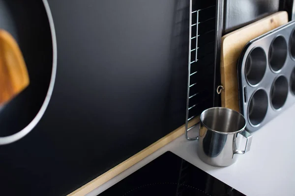 Accesorios de cocina Composición de la cocina Panel negro —  Fotos de Stock