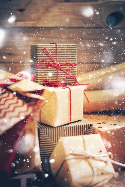 Πρωτοχρονιάτικες και Χριστουγεννιάτικες κάρτες με κουτιά — Φωτογραφία Αρχείου