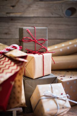 Yeni yıl ve Noel kartları ve kutular