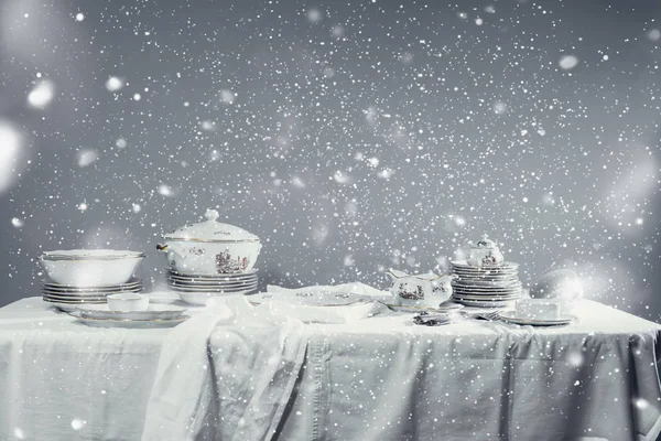 Вінтажний набір білих страв на Різдво подяки — стокове фото