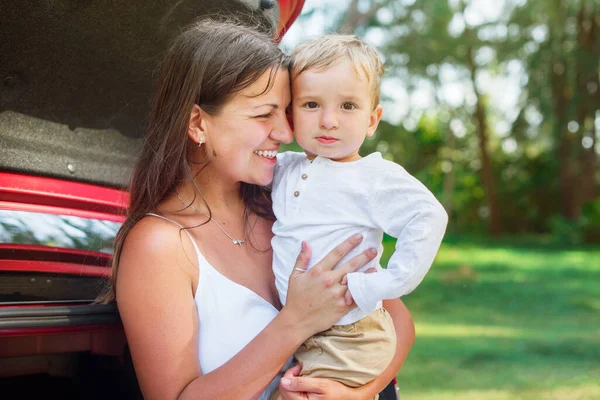 Young Family White Clothes Beautiful Woman Mother Embracing Her Son — Stock Photo, Image