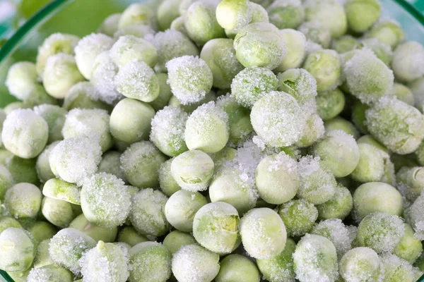 Frozen fresh green peas — Stock Photo, Image